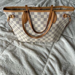 Louis Vuitton PM Neverfull
